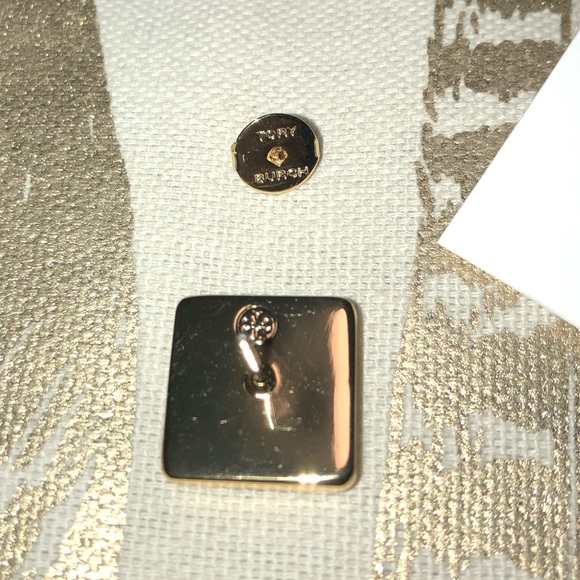 Tory Burch Gold and Brown Logo Earrings Tortoise Shell Quite Luxury Stud - Picture 7 of 8